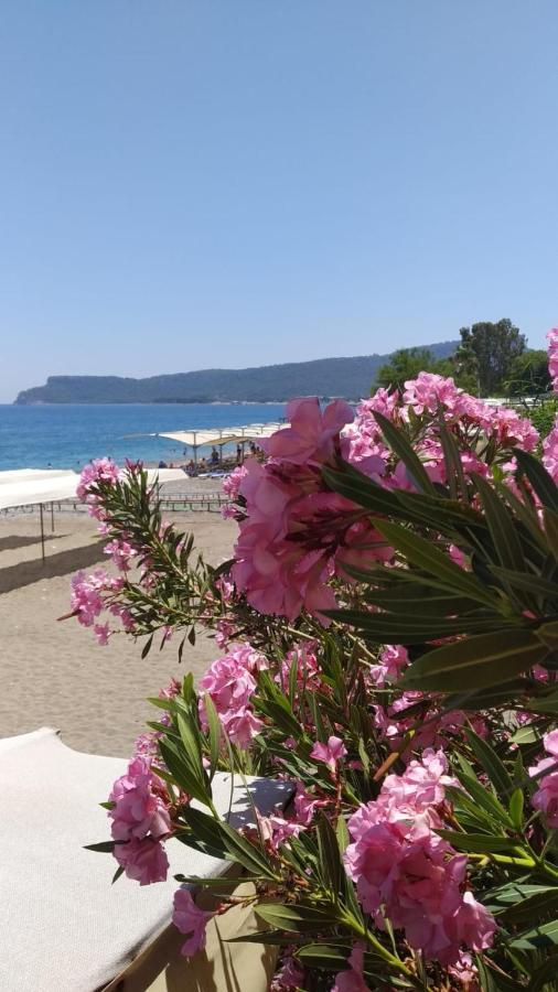 Uğur Beach Hotel Kemer Exterior foto